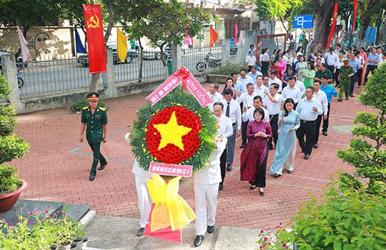 Hình ảnh